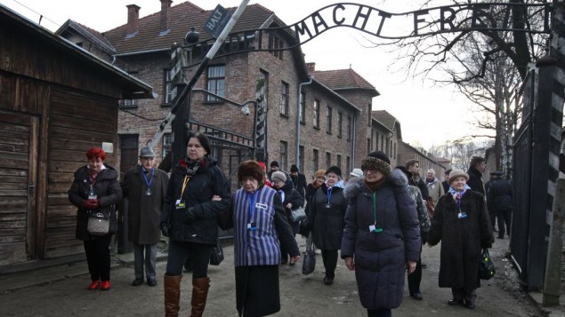 Heartbreaking reunion of the few holocaust survivors
